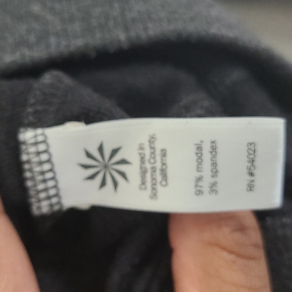 Athleta Leggings Restore Slim Ruched Leg High Rise - Picture 7 of 8